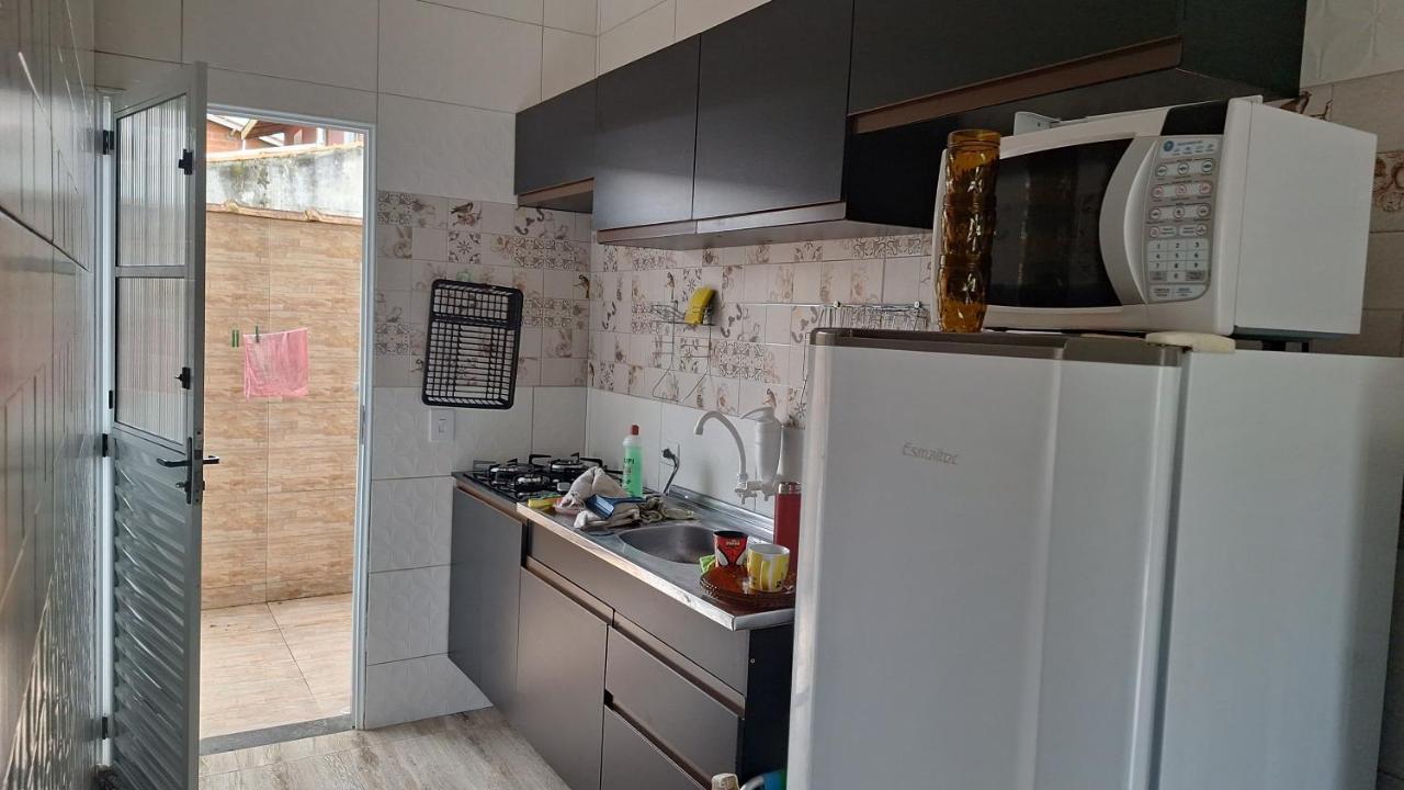 Apartamento Encantador Com Piscina 乌巴图巴 外观 照片